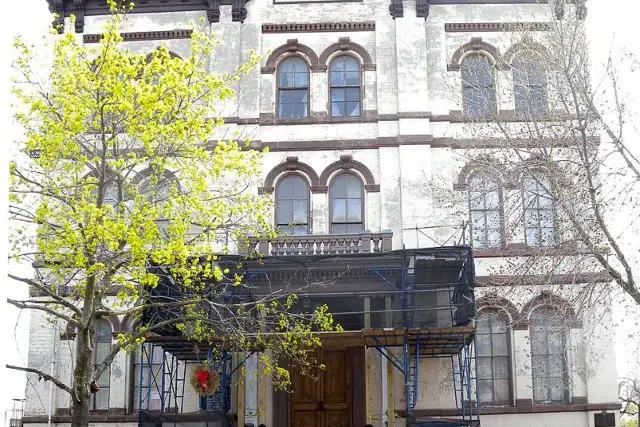 The Poppenhusen Institute, a landmarked building in College Point, Queens that housed the first free kindergarten in America, is a recipient of Participatory Budgeting funds.